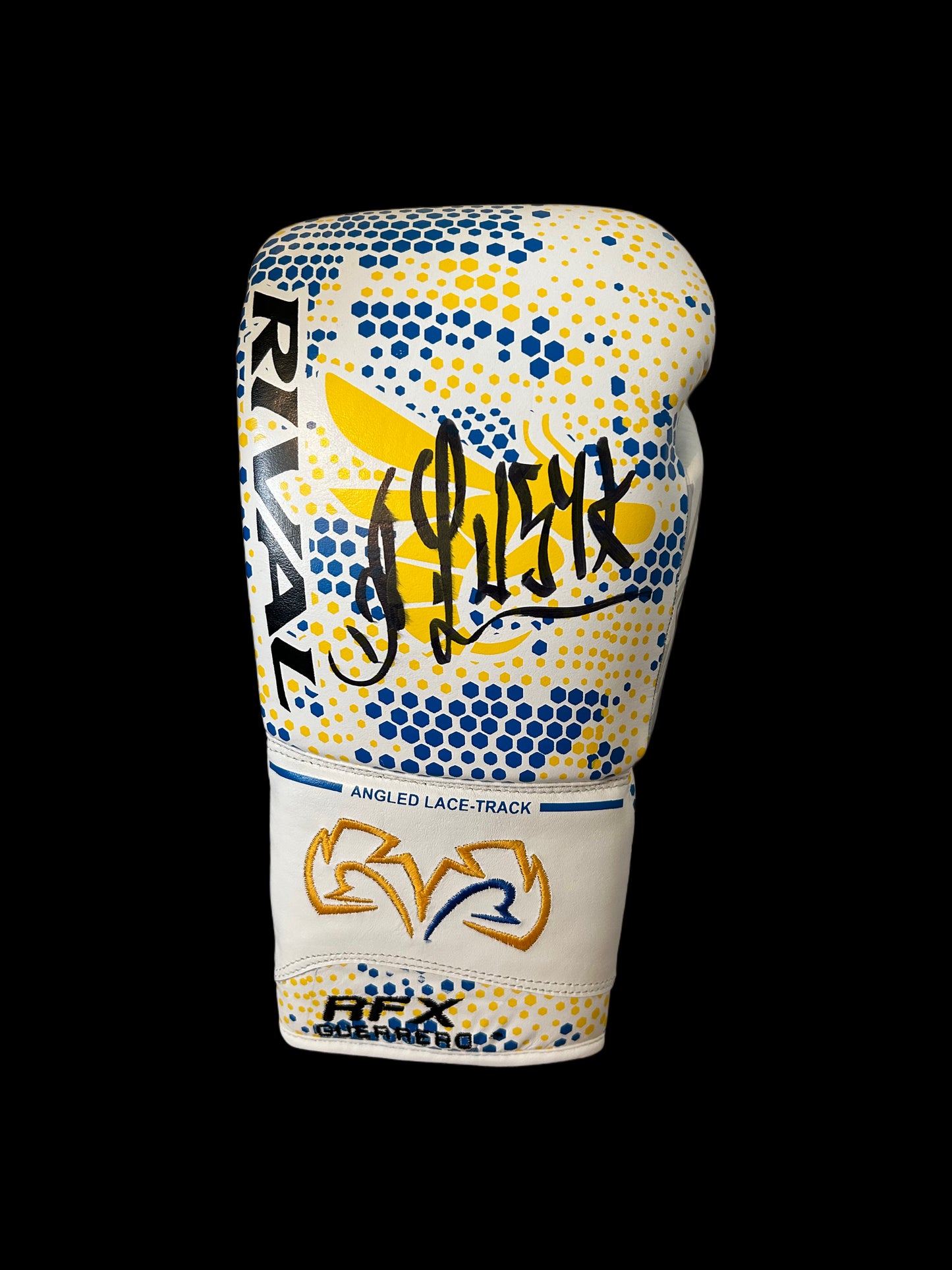Oleksandr Usyk UNDISPUTED Vs Fury Rival Replica Hand Signed Glove 2