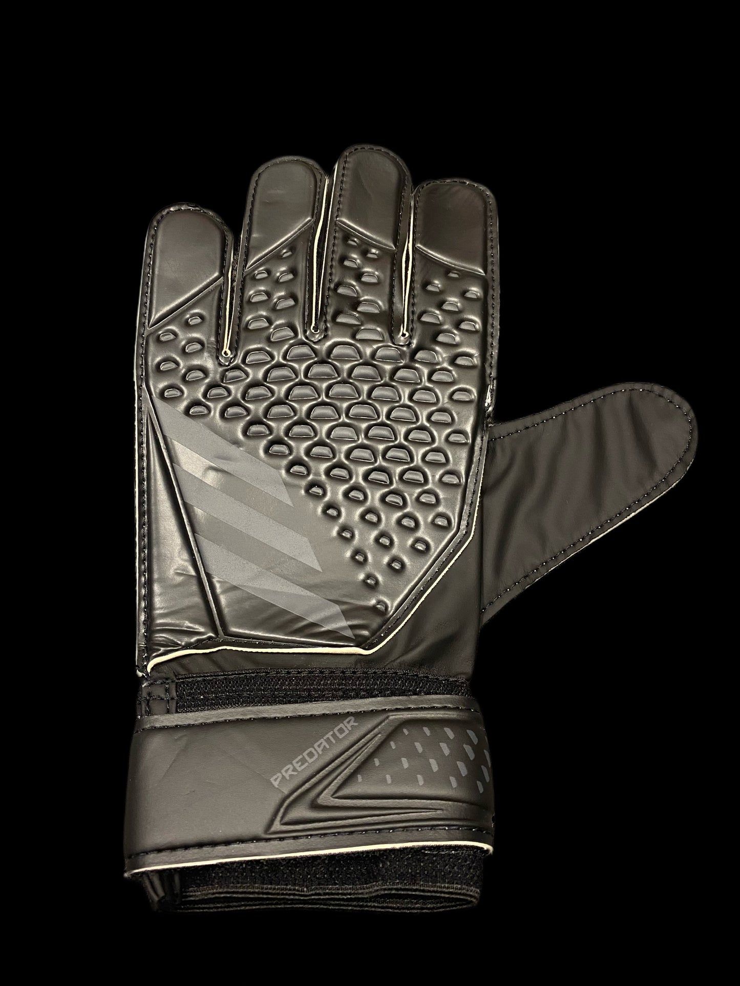 Iker Casillas Hand Signed Adidas Goalkeeper Glove 3.