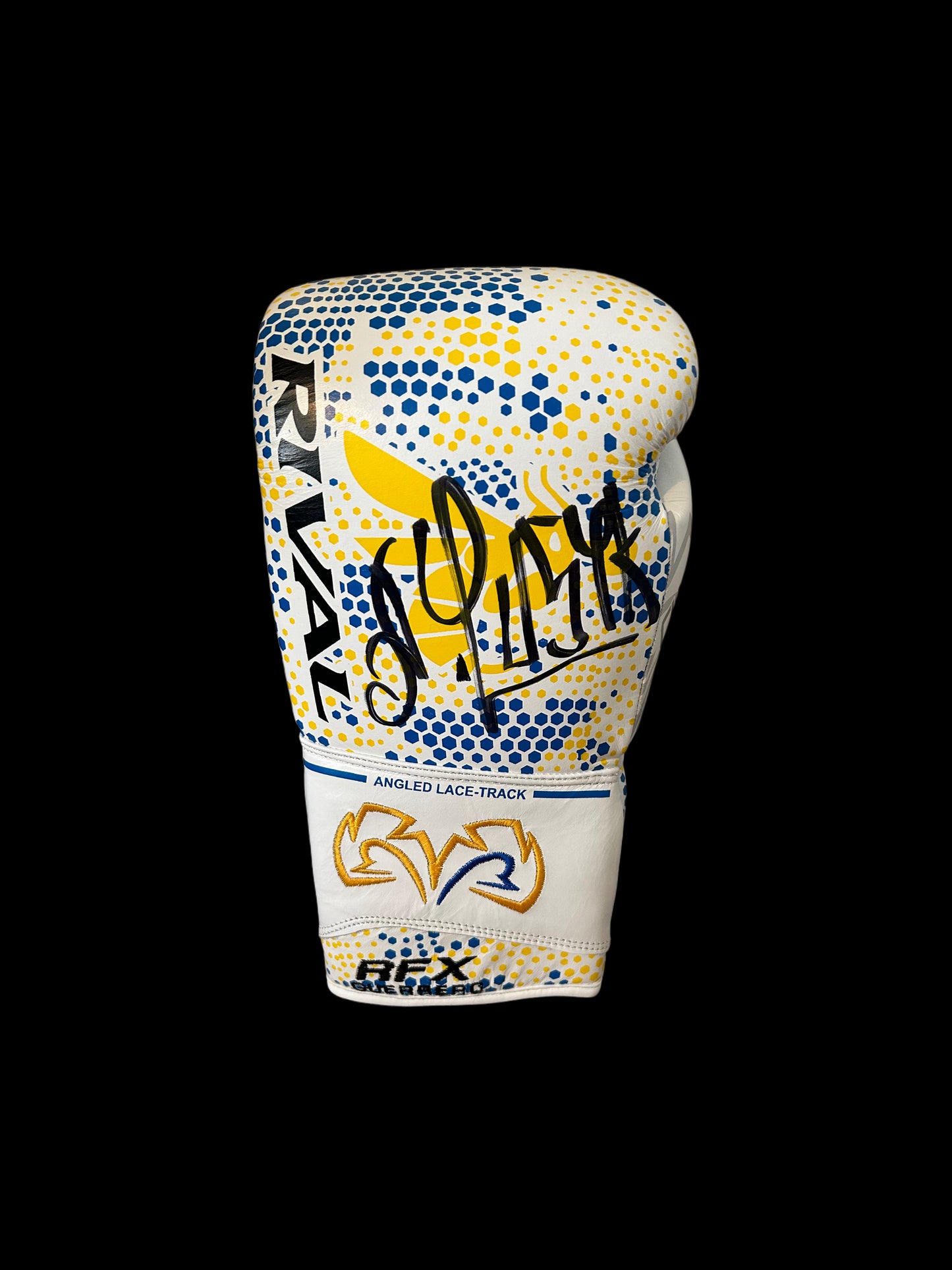 Oleksandr Usyk UNDISPUTED Vs Fury Rival Replica Hand Signed Glove 4