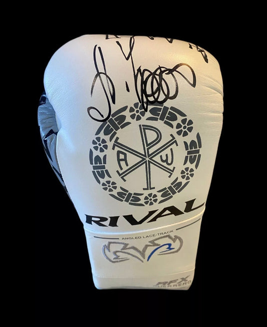 Oleksandr Usyk Hand Signed Dubois Glove Replica 1