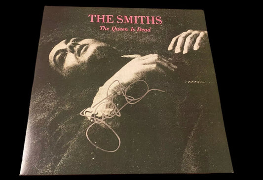 The Smiths, Johnny Marr “THE QUEEN IS DEAD” Hand Signed Vinyl 2