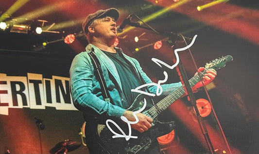 Pete Doherty “The Libertines” Hand Signed 12 X 8” Photograph (Photo 3).