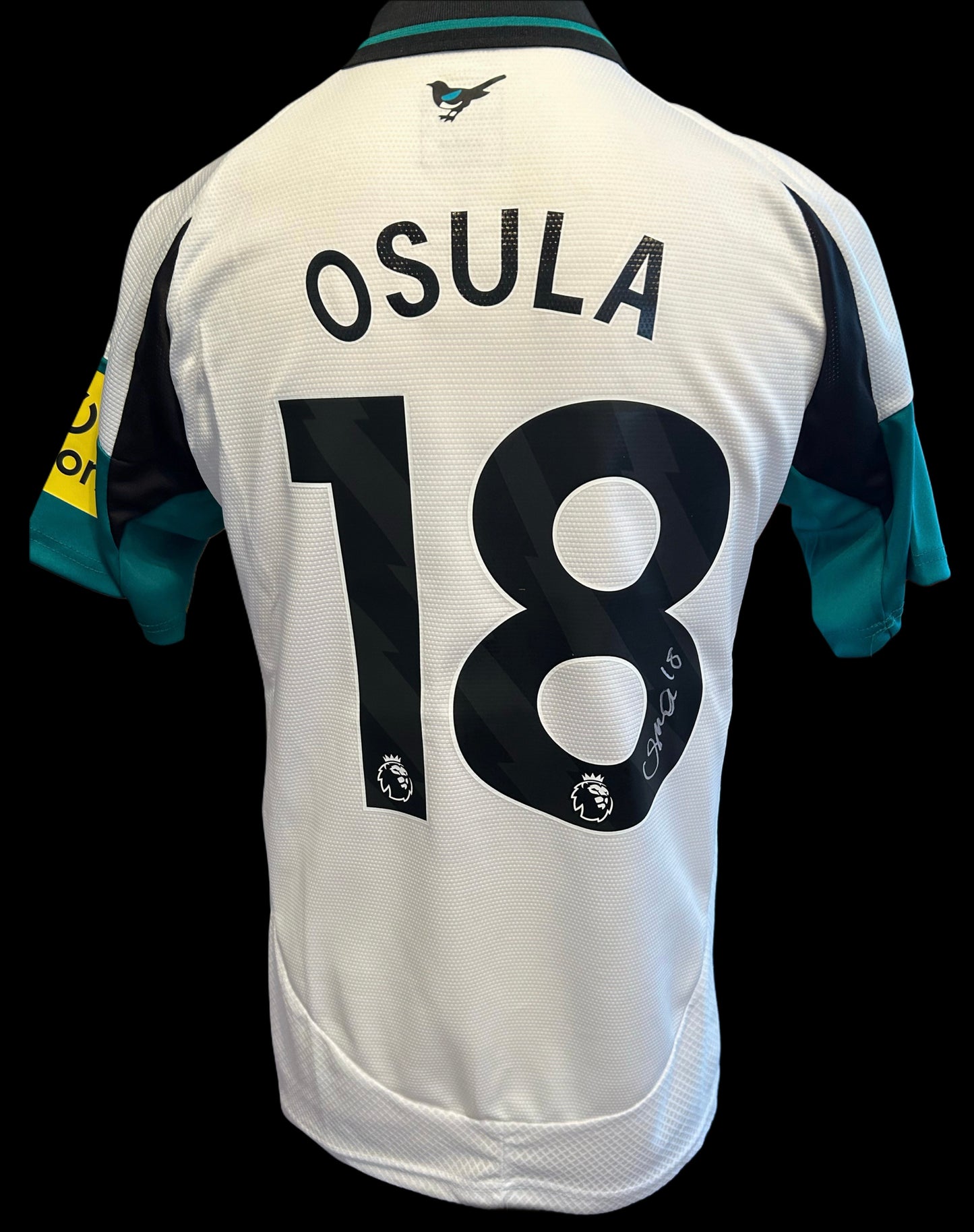 William Osula Newcastle United 2024-25 Hand Signed Third Shirt