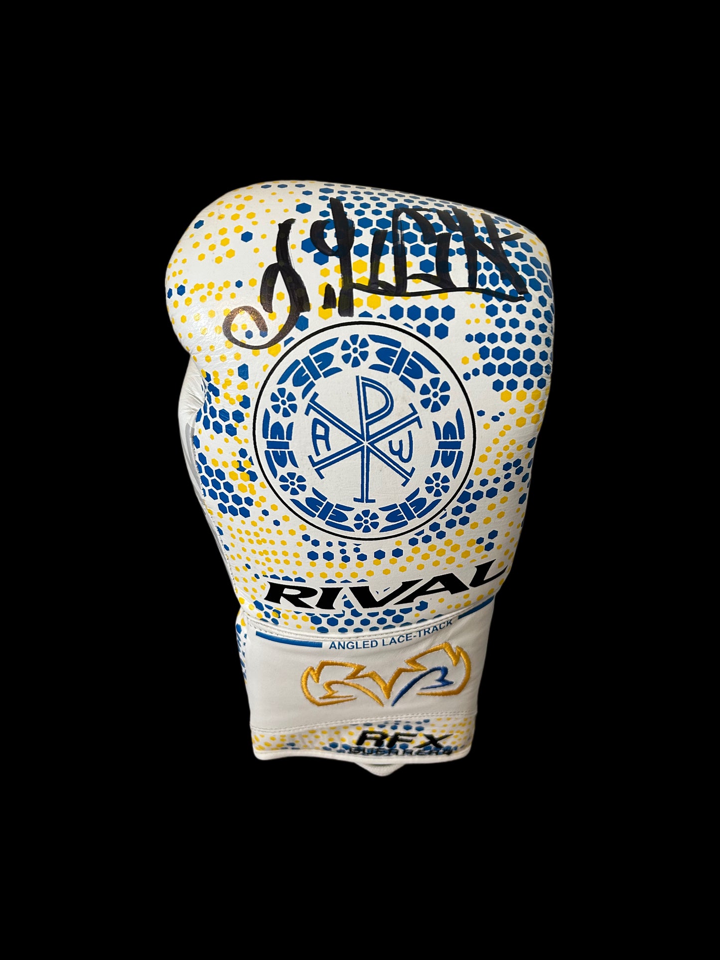 Oleksandr Usyk UNDISPUTED Vs Fury  Rival Replica Hand Signed Glove 1